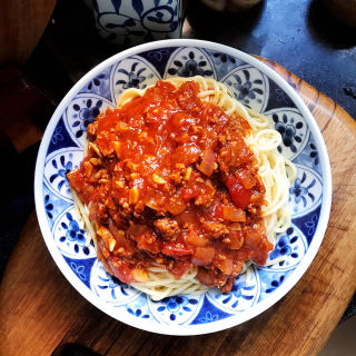 牛肉番茄辣醬意面